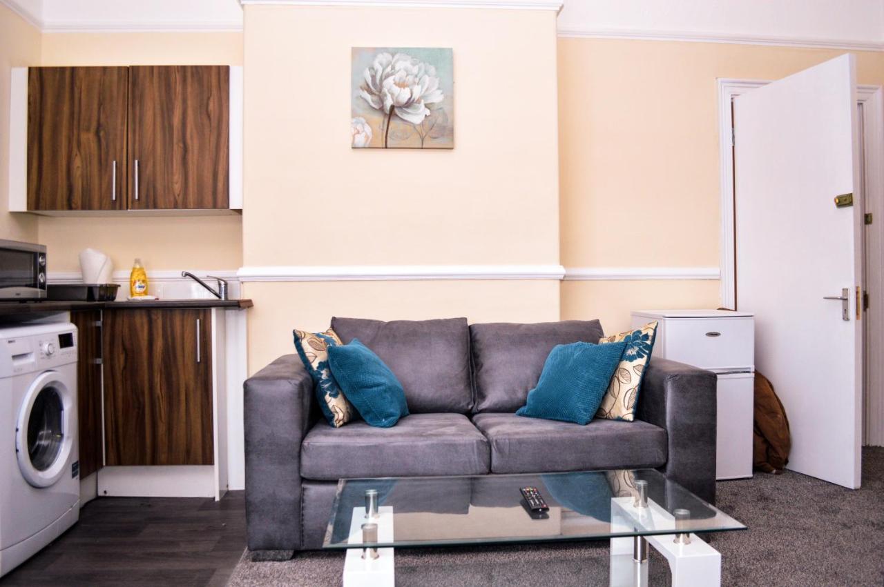 Orrell House Apartment ลิเวอร์พูล ภายนอก รูปภาพ